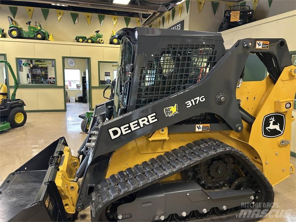 John Deere 317G Väikelaadurid