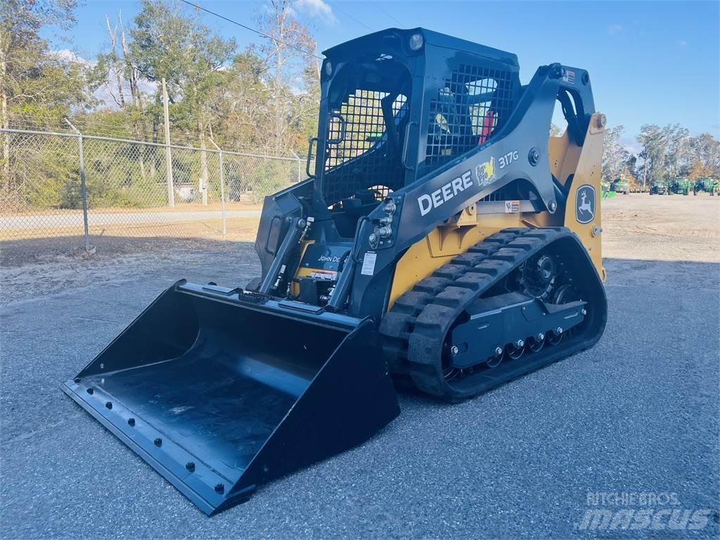John Deere 317G Väikelaadurid