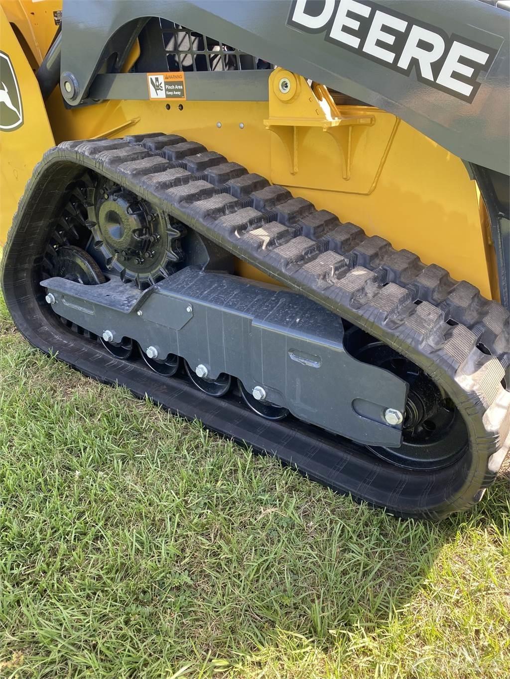 John Deere 317G Väikelaadurid