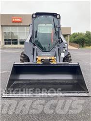 John Deere 318G Kompaktlaadurid