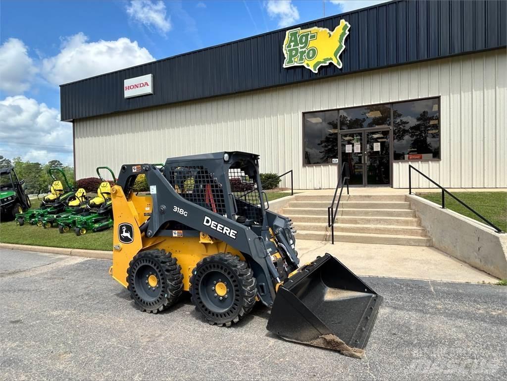 John Deere 318G Kompaktlaadurid