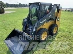 John Deere 318G Kompaktlaadurid