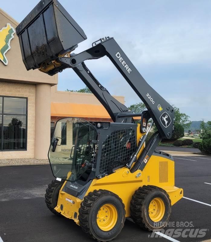 John Deere 320G Kompaktlaadurid