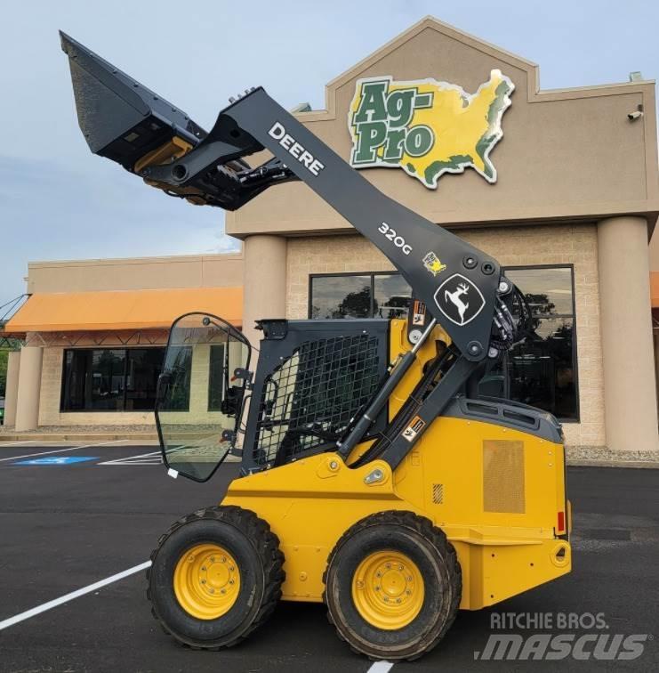 John Deere 320G Kompaktlaadurid