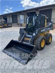 John Deere 320G Kompaktlaadurid