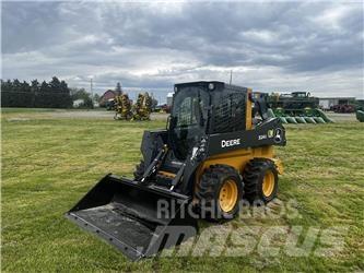 John Deere 324G Kompaktlaadurid