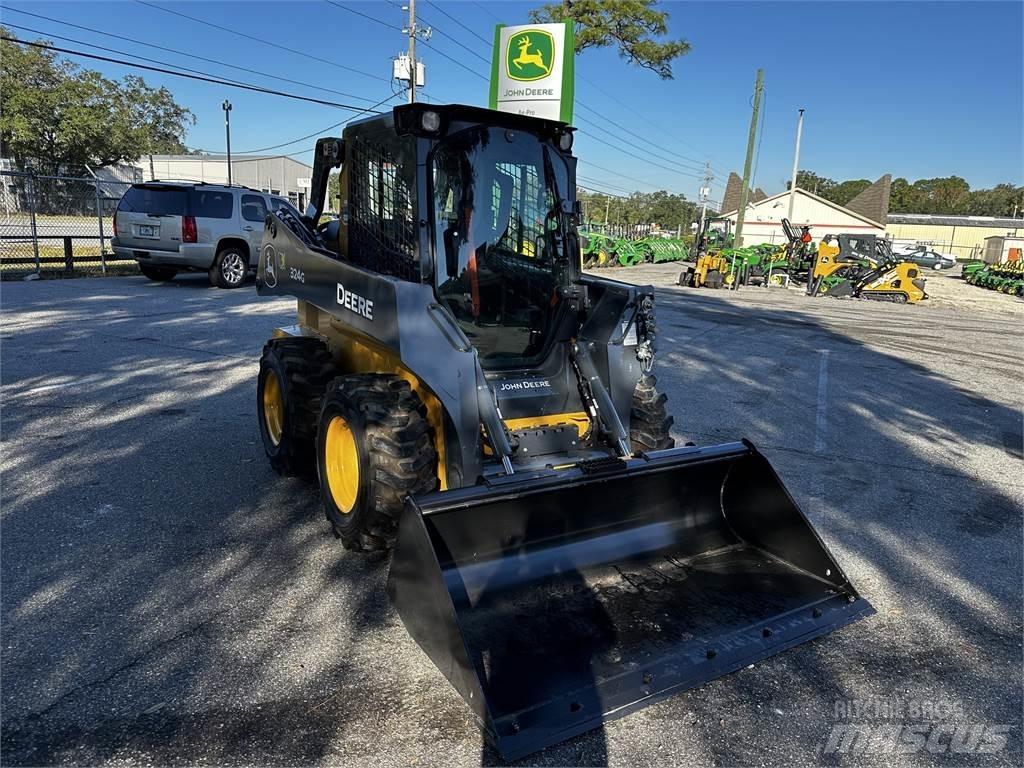 John Deere 324G Kompaktlaadurid