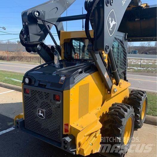 John Deere 324G Kompaktlaadurid