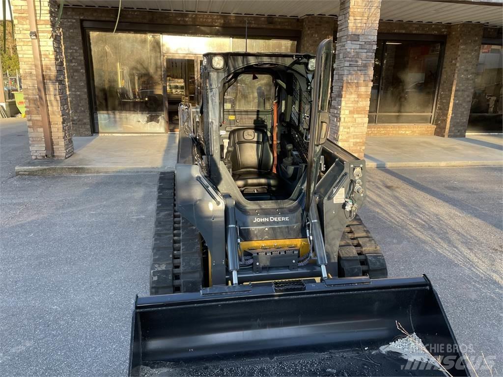 John Deere 325G Väikelaadurid