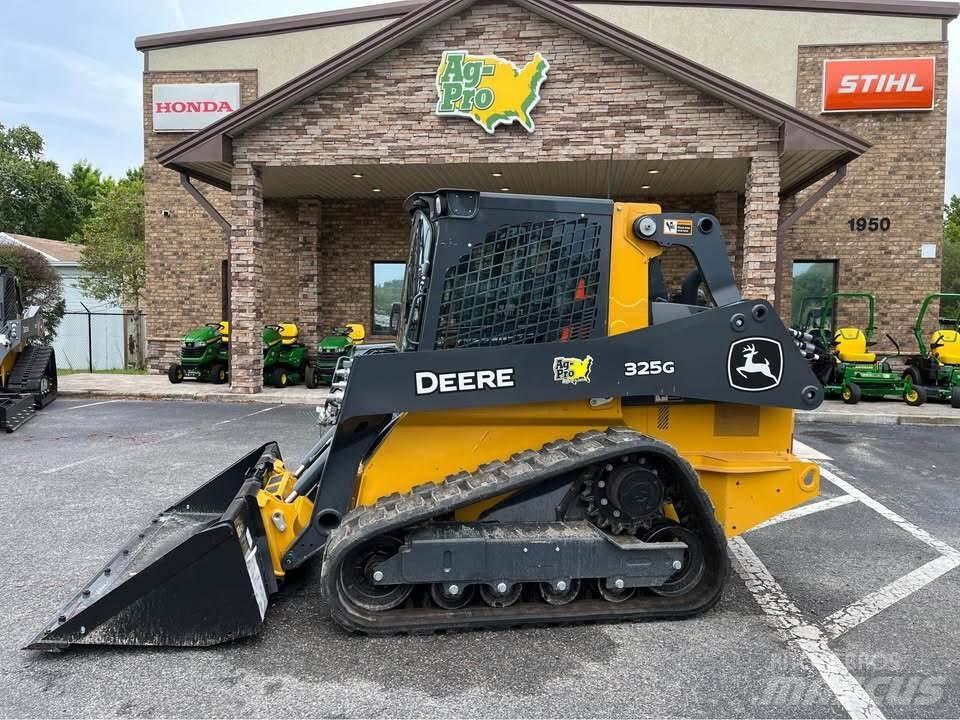John Deere 325G Väikelaadurid