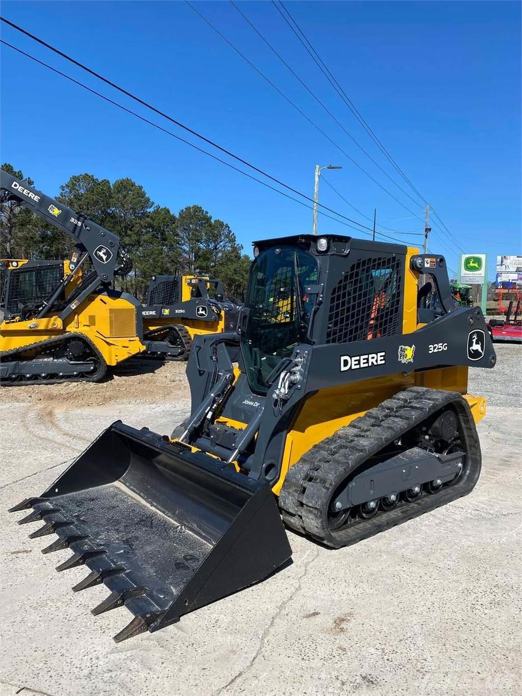John Deere 325G Väikelaadurid