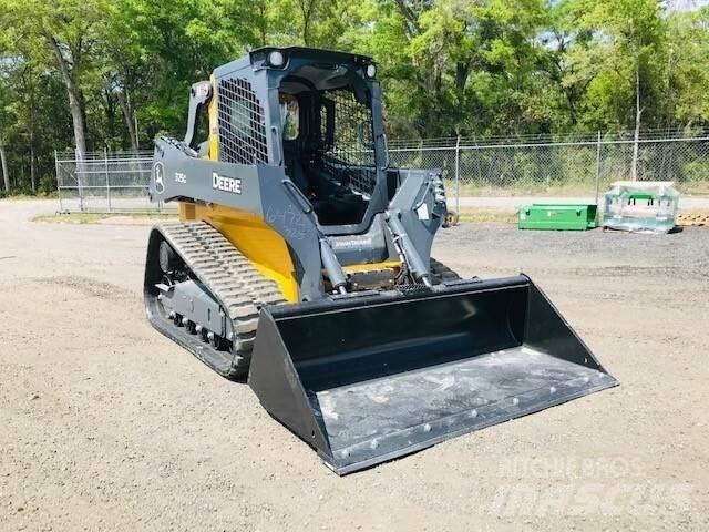 John Deere 325G Väikelaadurid