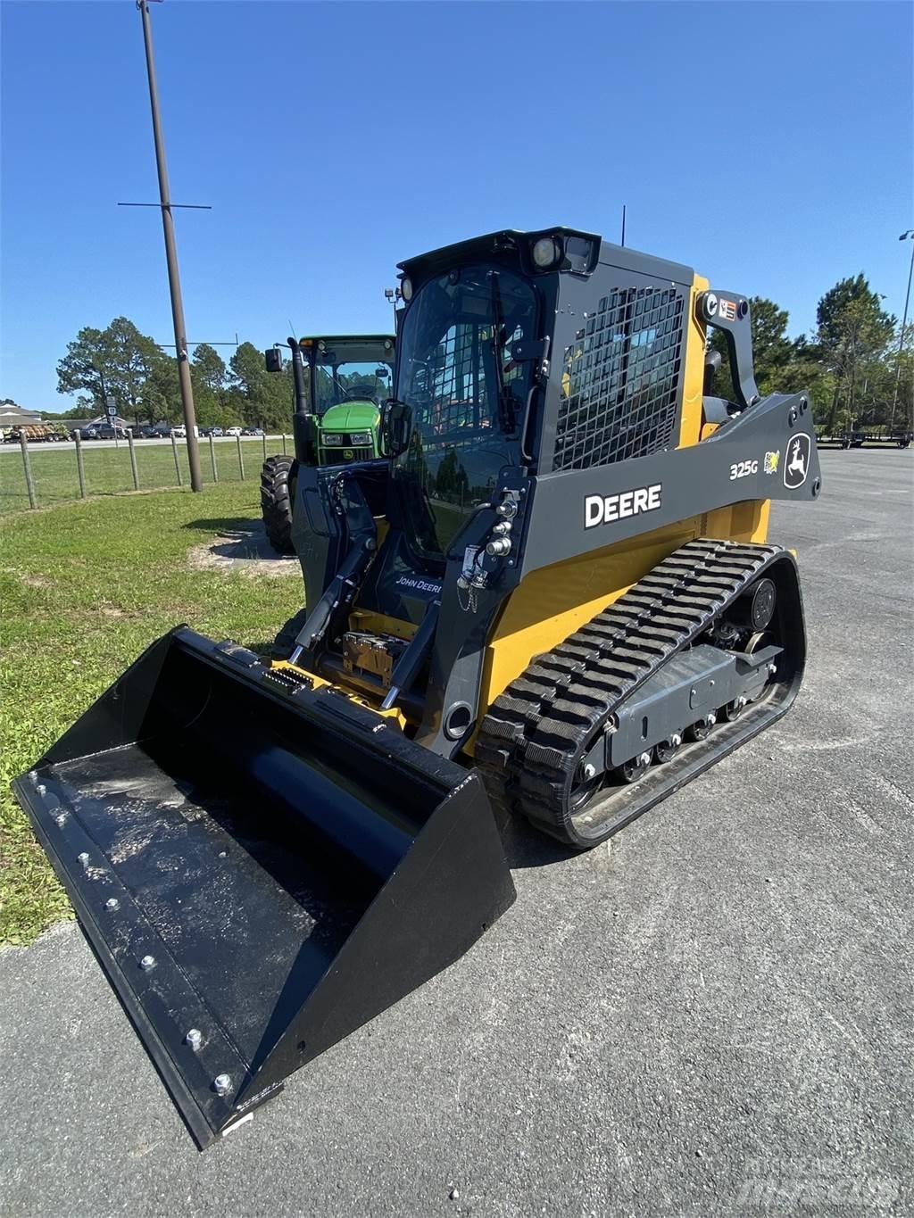 John Deere 325G Väikelaadurid