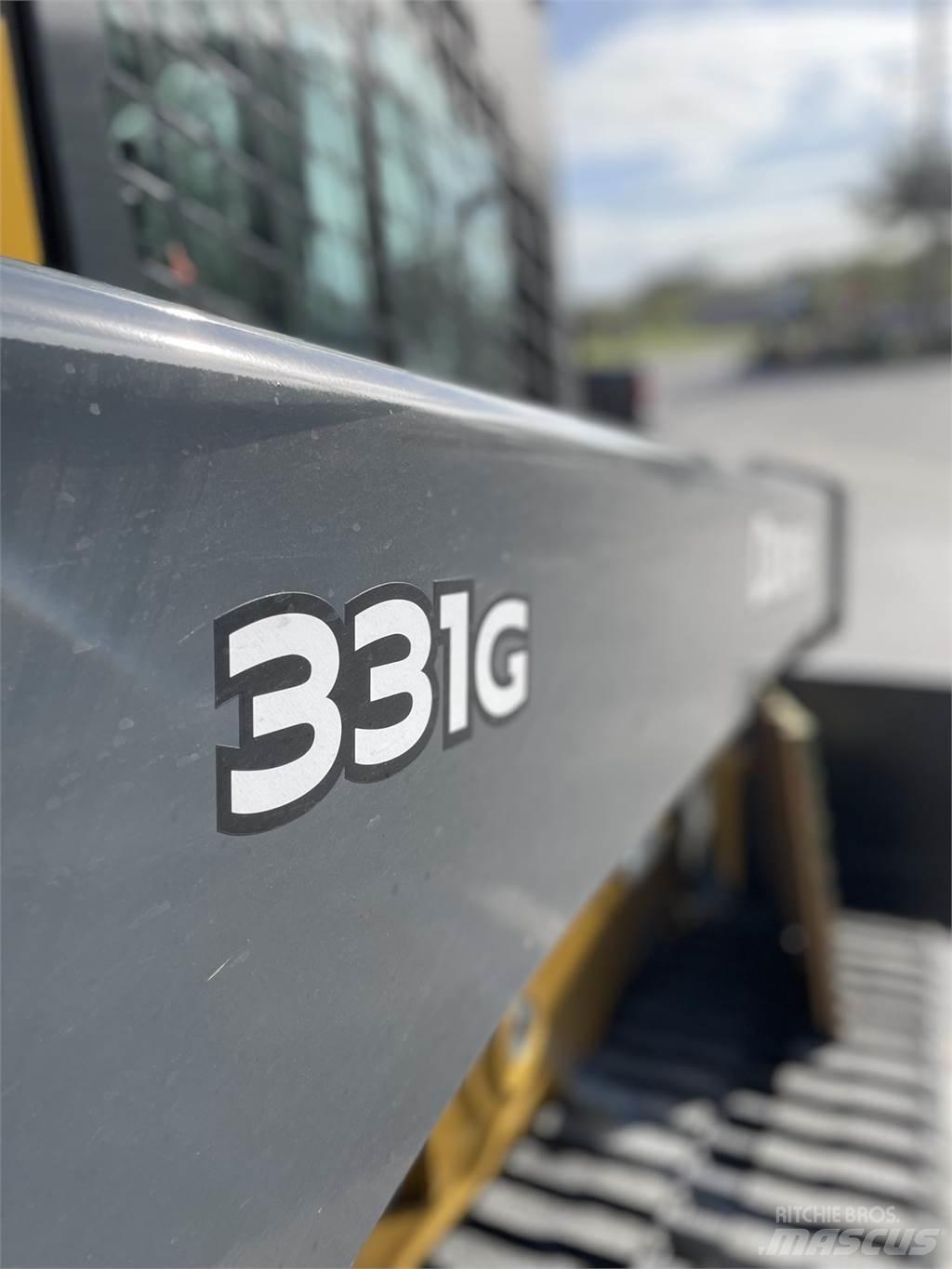 John Deere 331G Kompaktlaadurid