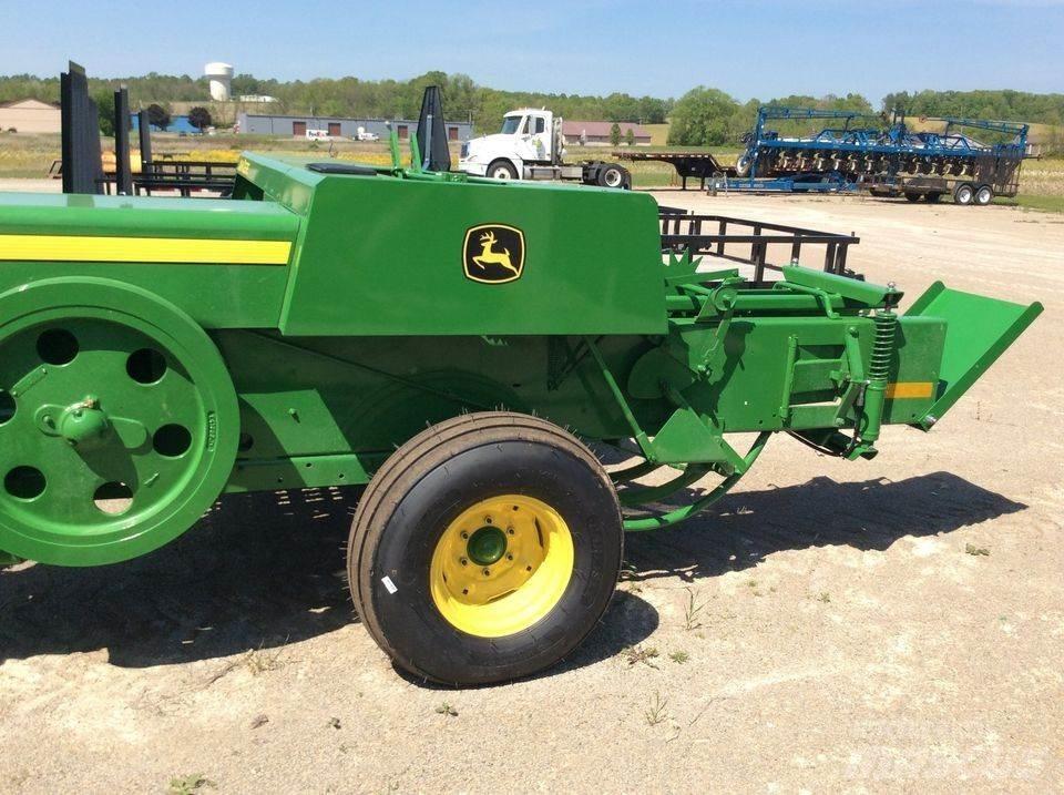 John Deere 348 Heinapressid