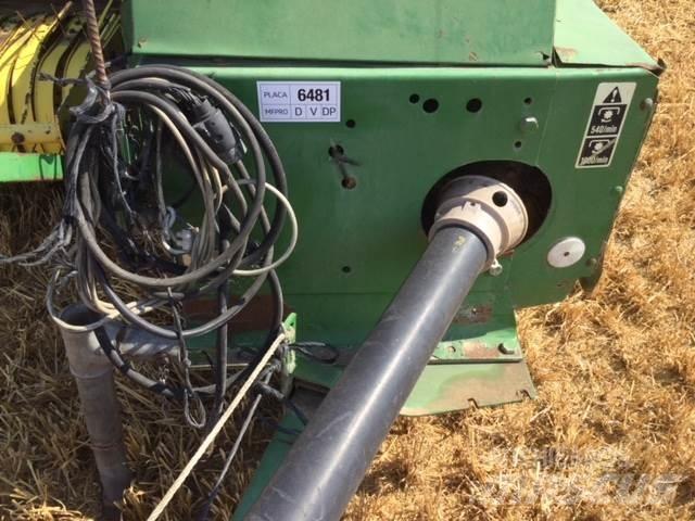 John Deere 349 Heinapressid