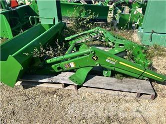 John Deere 400E Traktorid