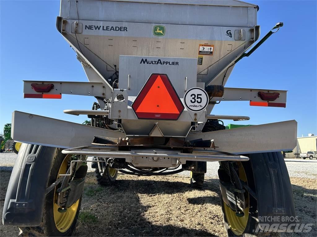 John Deere 400R Haagispritsid