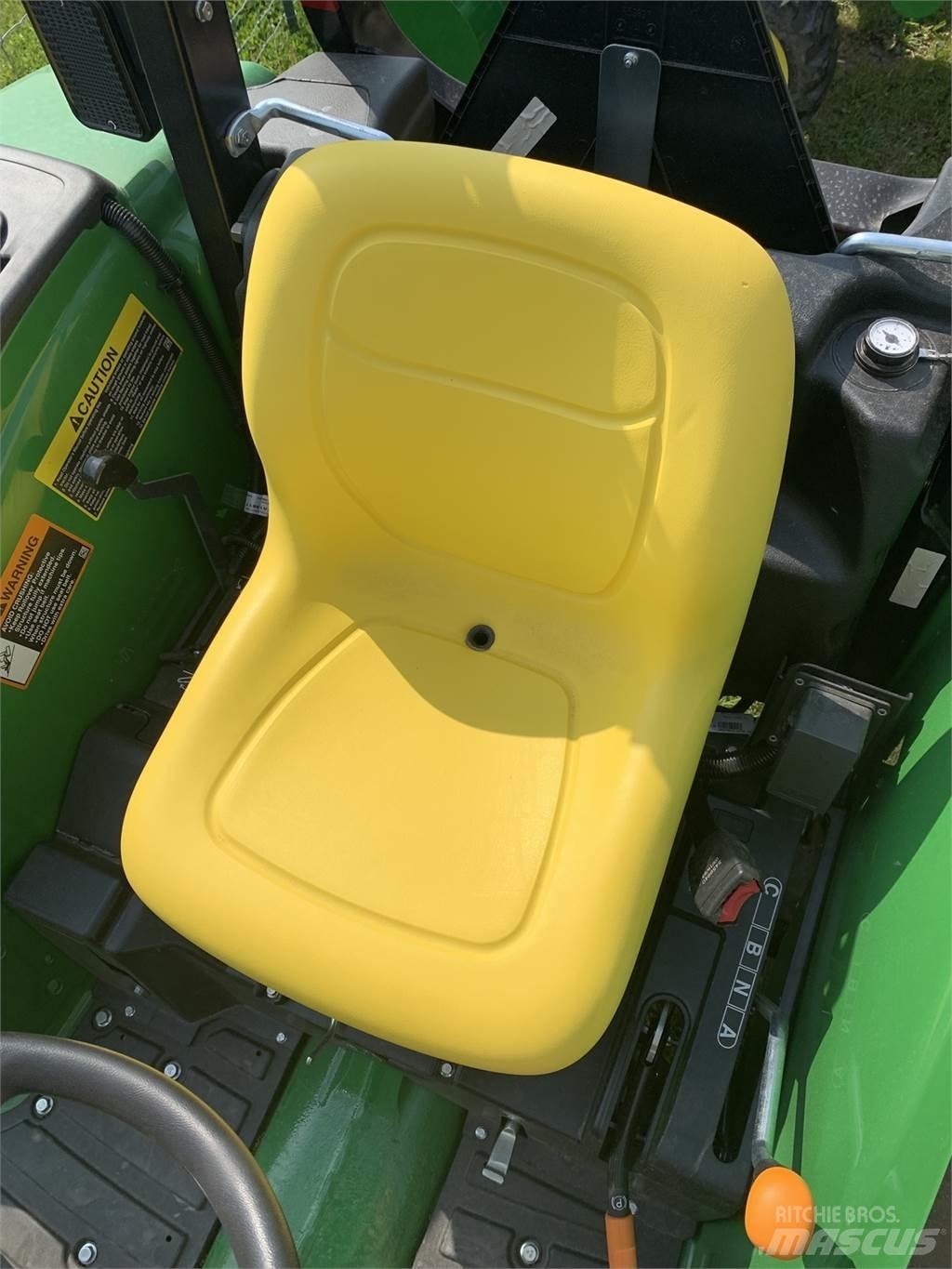 John Deere 4044M Traktorid