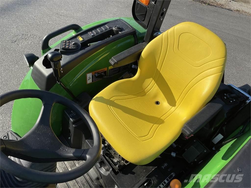 John Deere 4044R Traktorid