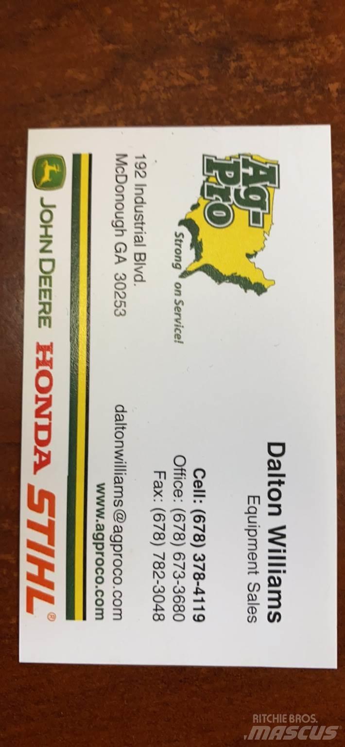 John Deere 4052M Traktorid