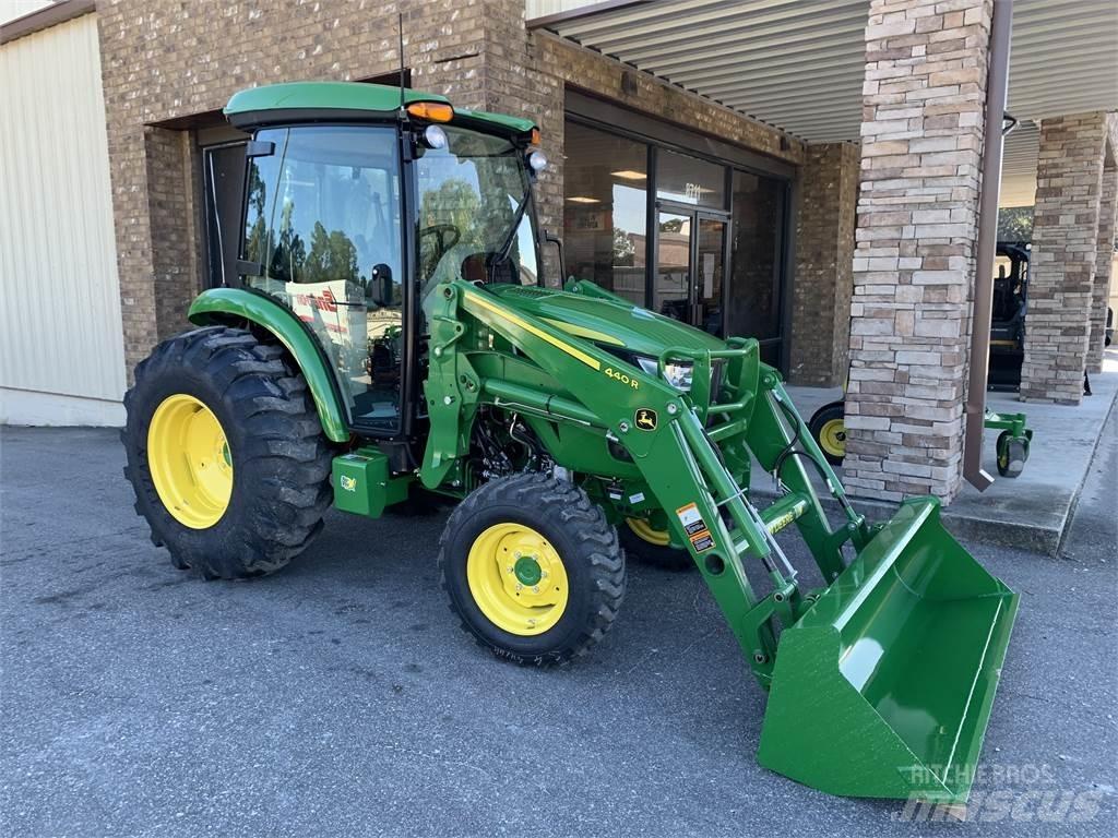 John Deere 4052R Traktorid