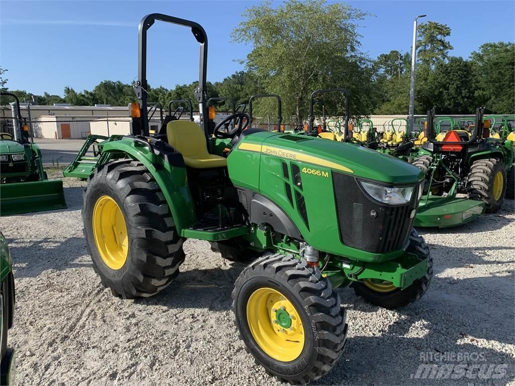 John Deere 4066M Traktorid
