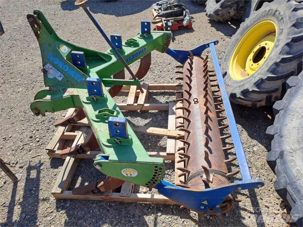 John Deere 443 Muu silokoristustehnika