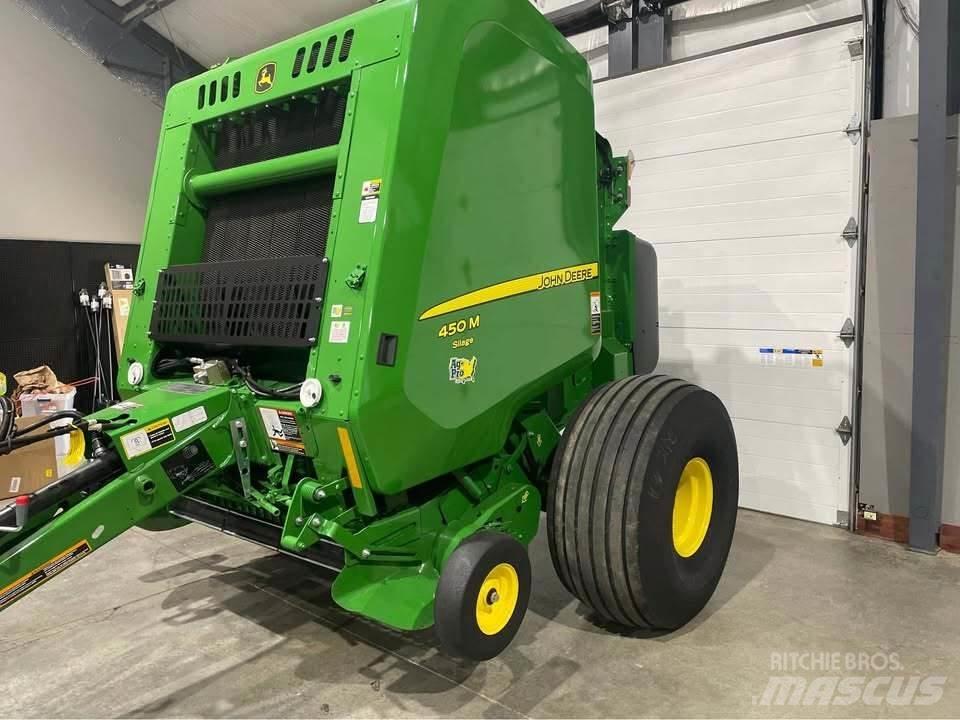 John Deere 450M Ruloonpressid