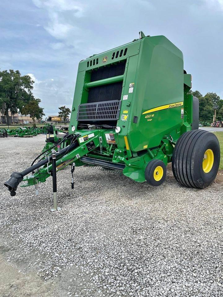John Deere 450M Ruloonpressid