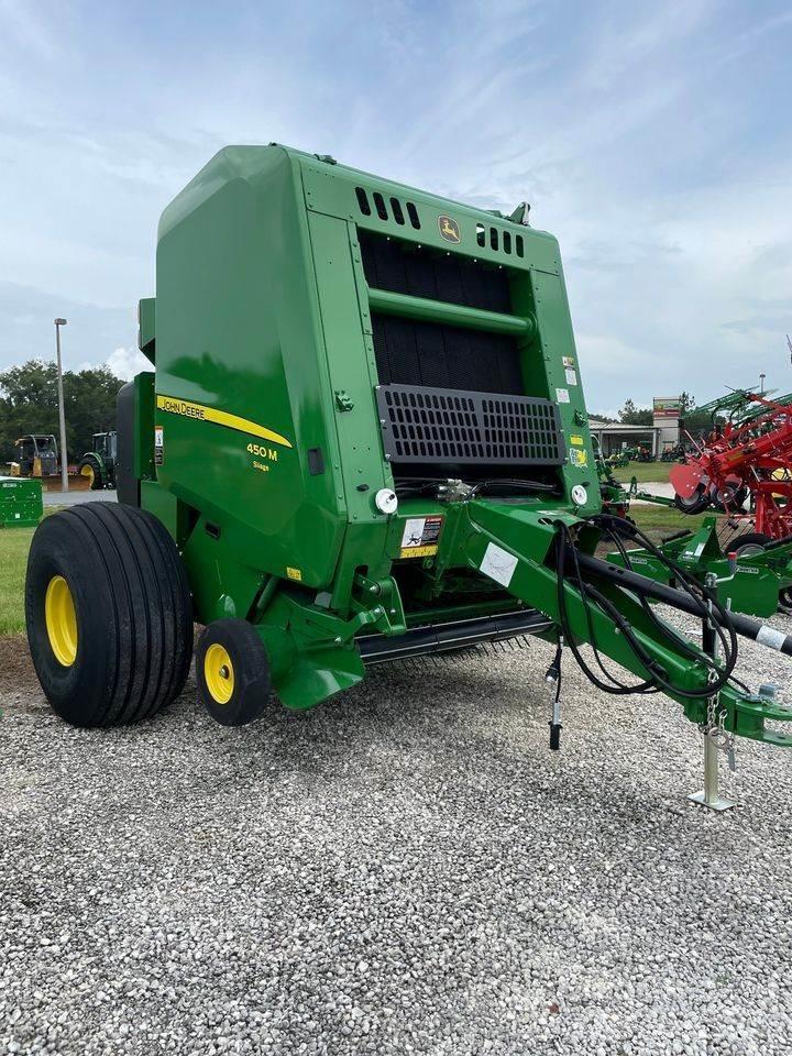 John Deere 450M Ruloonpressid