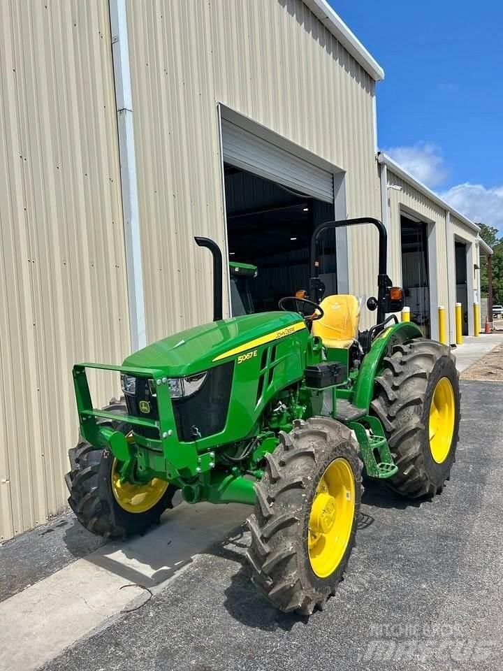 John Deere 5067E Traktorid