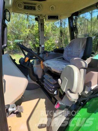 John Deere 5125M Traktorid
