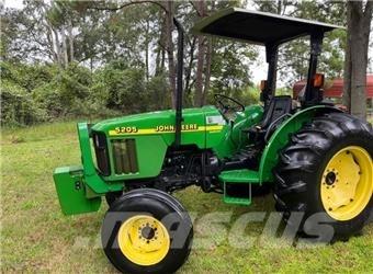 John Deere 5205 Traktorid