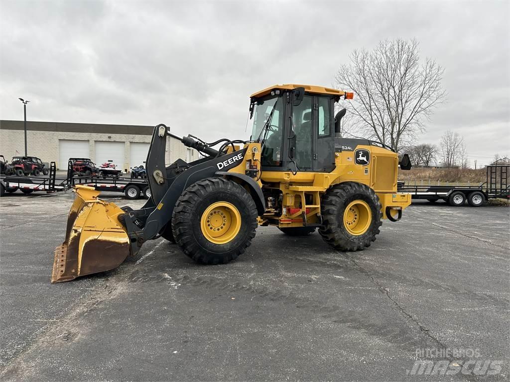 John Deere 524L Rataslaadurid
