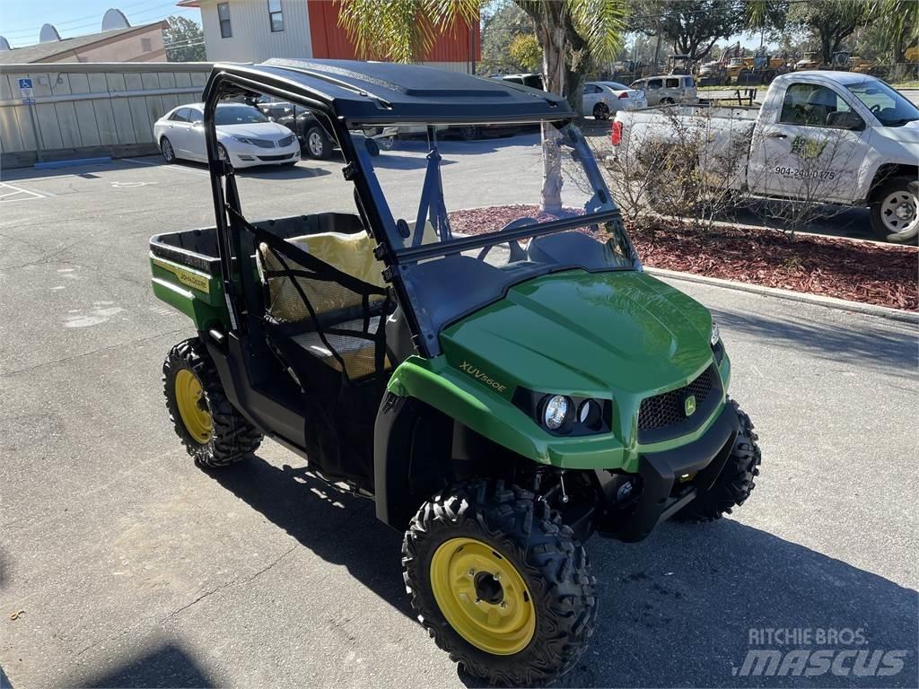 John Deere 560E Kommunaalteenuste tehnika