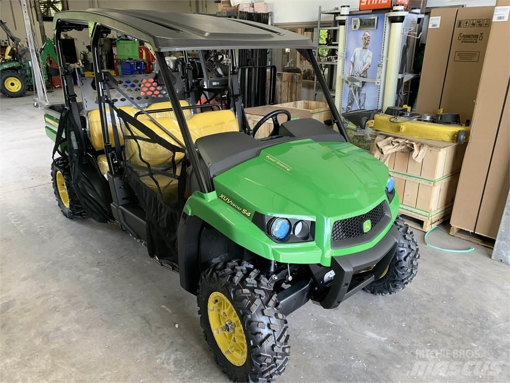 John Deere 590M Kommunaalteenuste tehnika