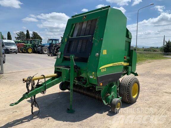 John Deere 592 Ruloonpressid