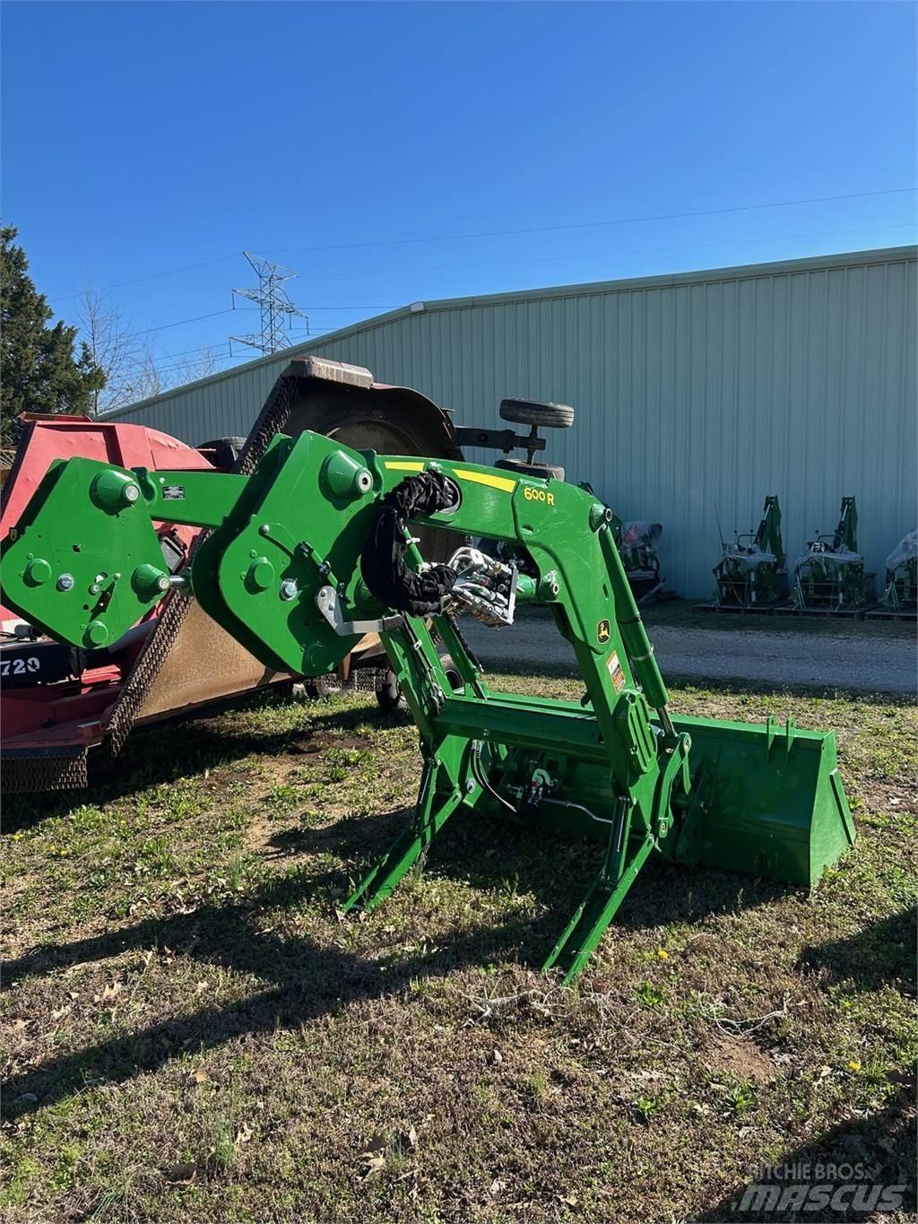 John Deere 600R Traktorid