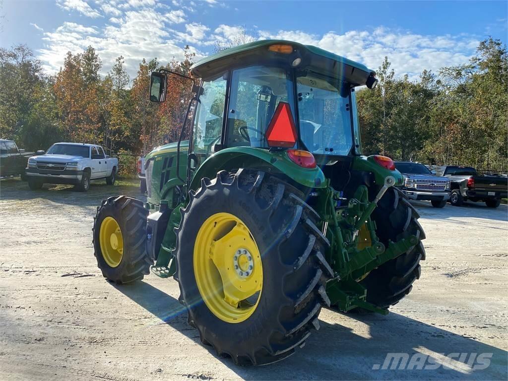 John Deere 6135E Traktorid