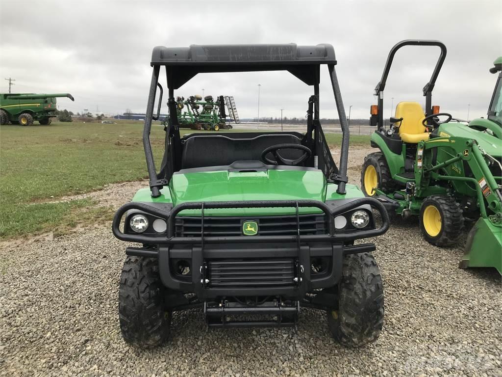 John Deere 615E Kommunaalteenuste tehnika