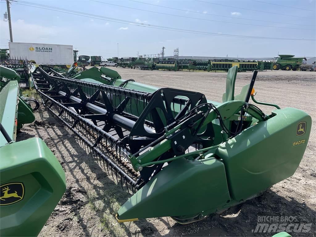 John Deere 640FD Lisavarustus ja komponendid