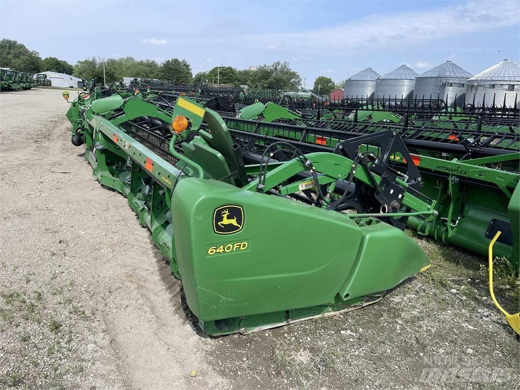 John Deere 640FD Lisavarustus ja komponendid