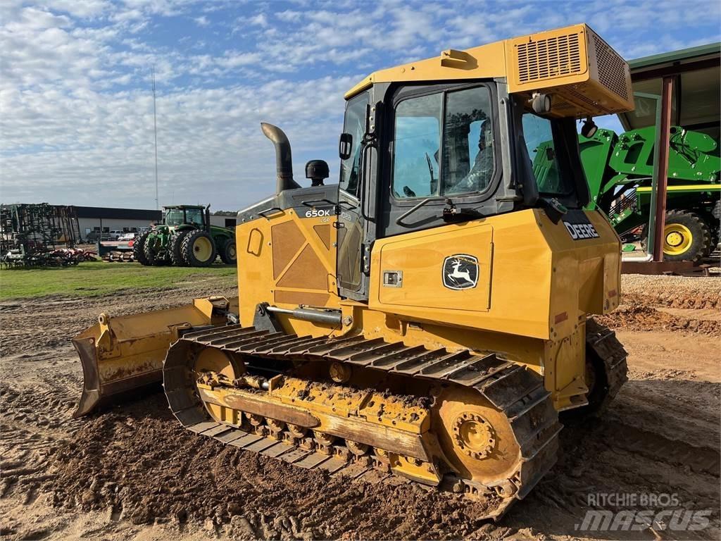John Deere 650K Buldooserid
