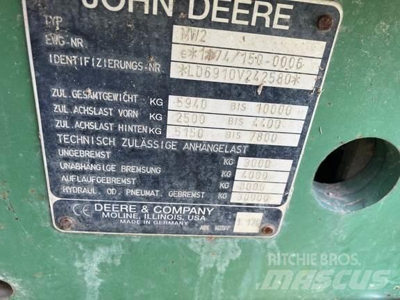 John Deere 6910 Traktorid