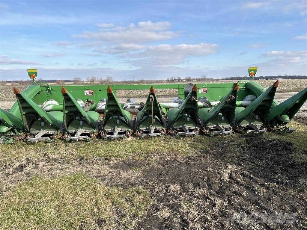 John Deere 708C Lisavarustus ja komponendid