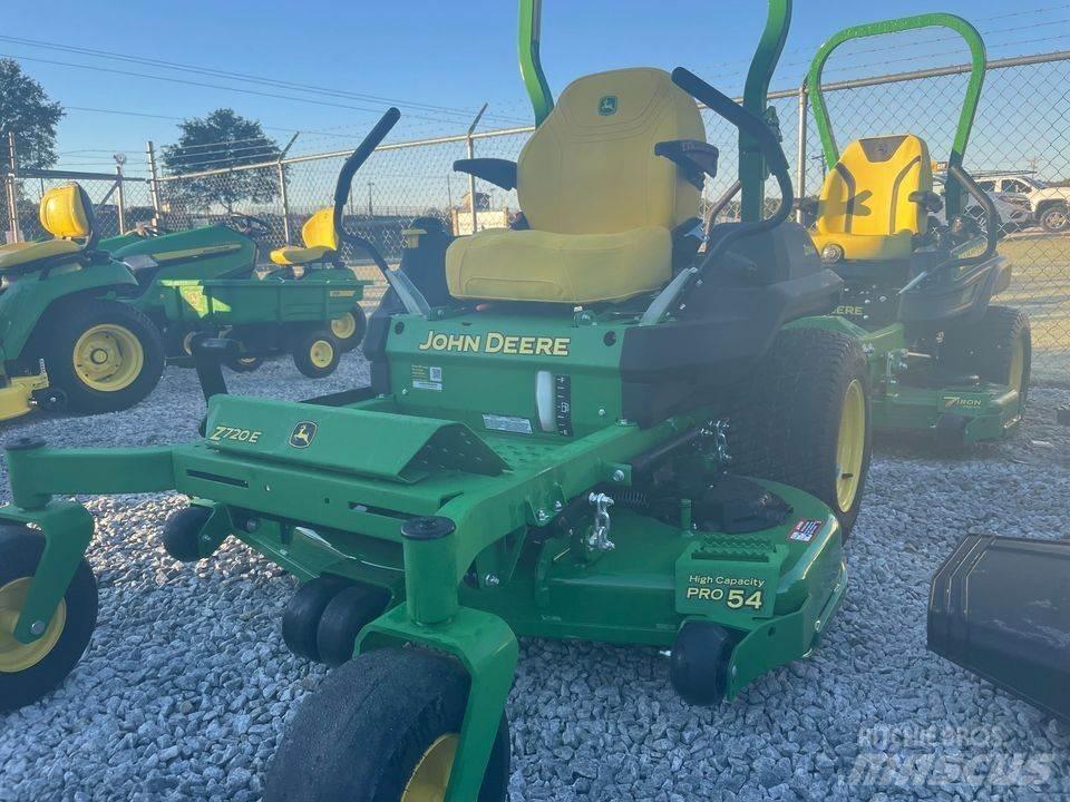 John Deere 720E 0 - pöörderaadiuse niidukid