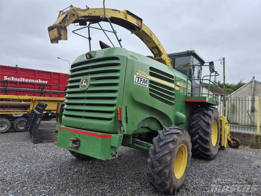 John Deere 7300 Silokombainid