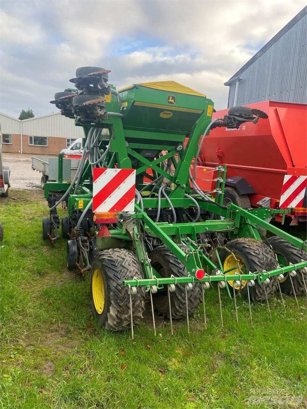 John Deere 750A Külvikud
