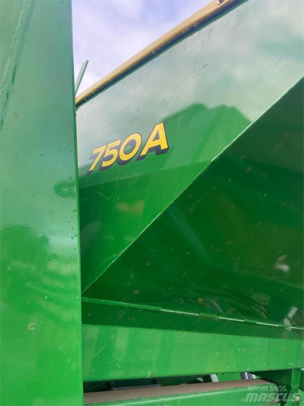 John Deere 750A Külvikud